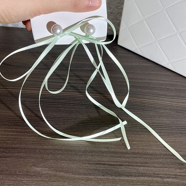 Pearl Bow Earring Faux