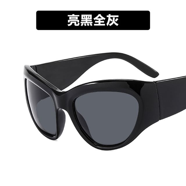 Y3K Futuristic Sunglasses