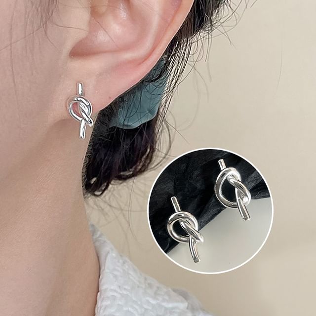 Clip On Knotted Earring