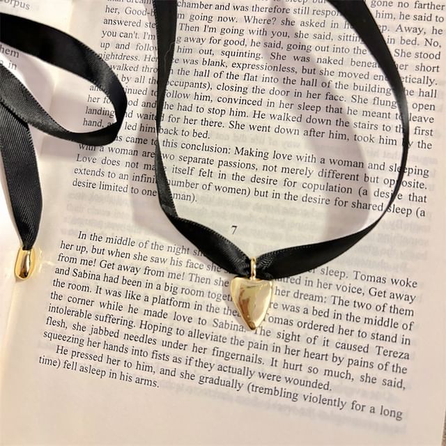 Scarf Necklace Heart Pendant