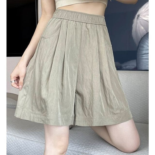 High Rise Plain Wide Leg Pocketed Shorts