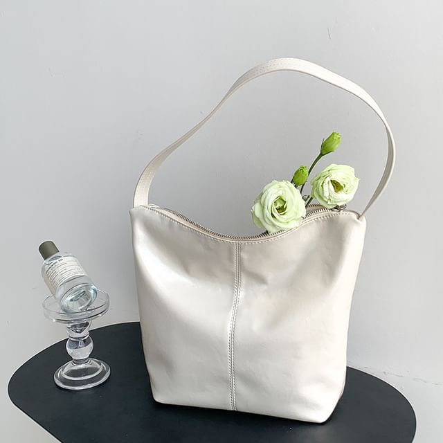 Leather Plain Tote Faux Bag
