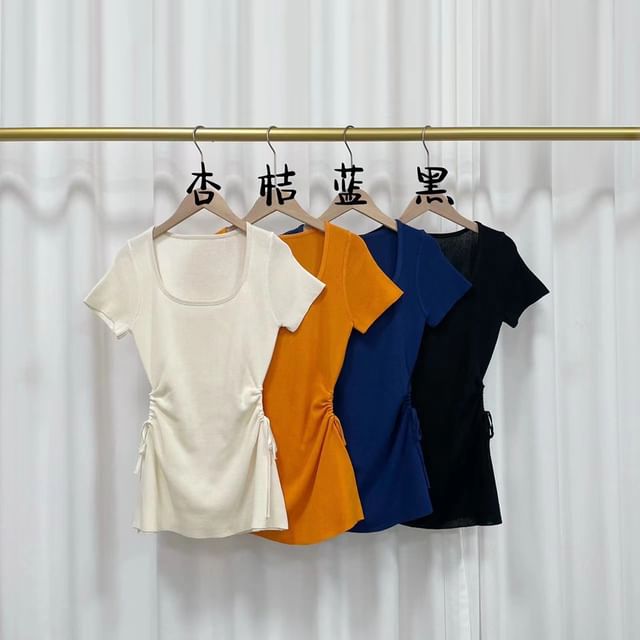 Short-Sleeve Scoop Neck Plain Cutout T-Shirt