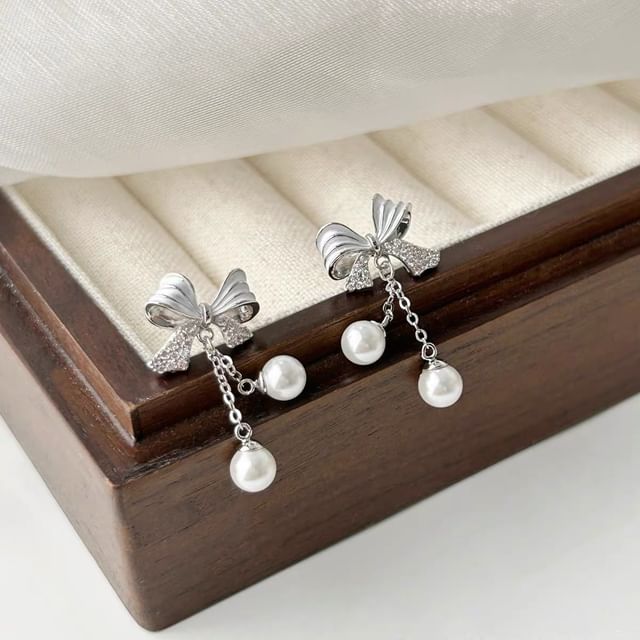 Rhinestone Bow Faux Pearl Drop Earring