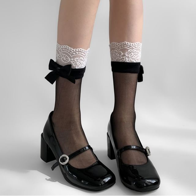 Lace Panel Bow Sheer Socks