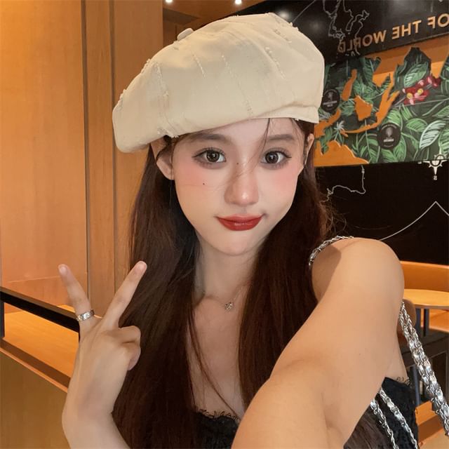 Distressed Plain Beret