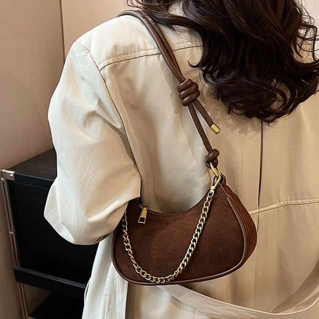 Chain Strap Crossbody Bag