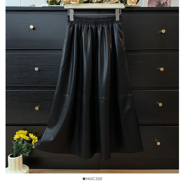 Elastic Waist Faux-Leather Flare Skirt