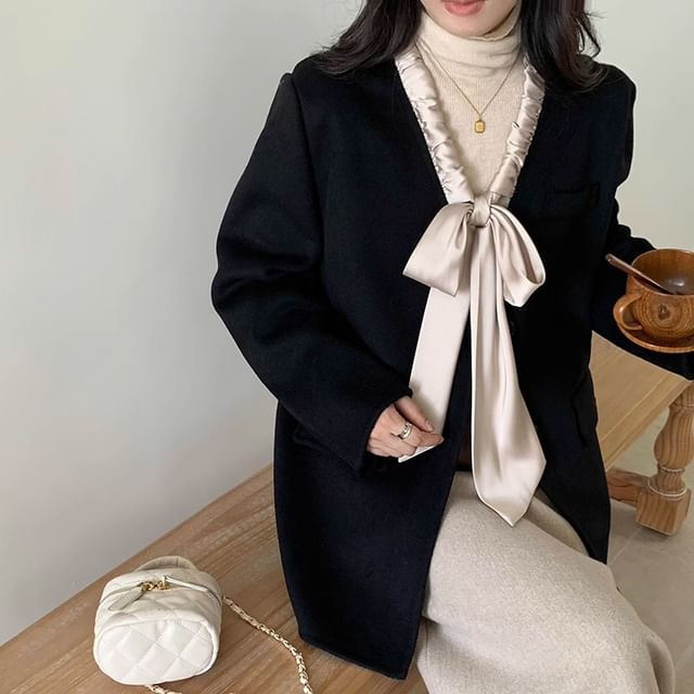 Two Tone Bow Woolen Single-Breasted Coat