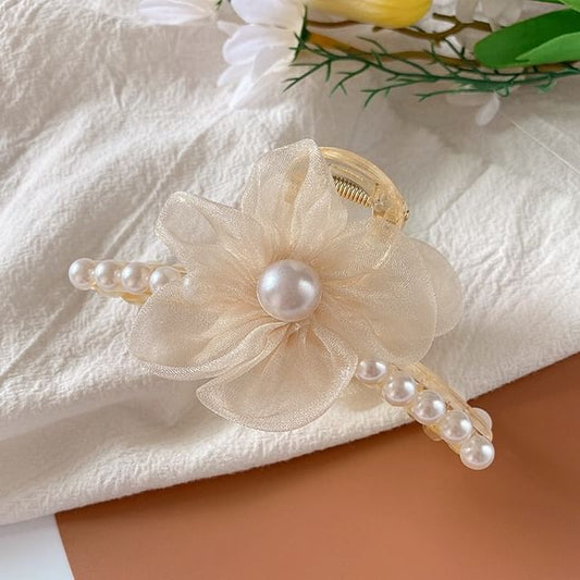 Flower Faux Pearl Hair Claw