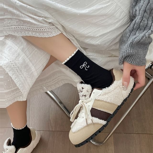 Bowknot Embroidered Crew Socks