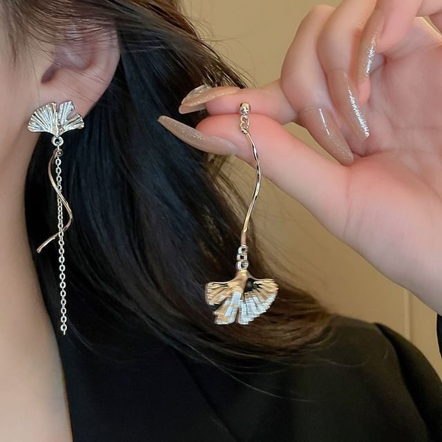 Alloy Asymmetrical Heart Stud Dangle Butterfly / Ear Leaf Glaze Cuff Earring