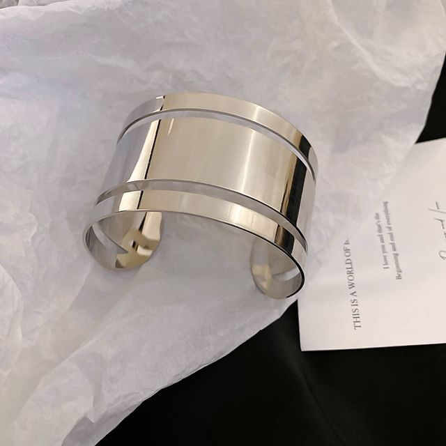 Polished Layered Bangle Open Alloy