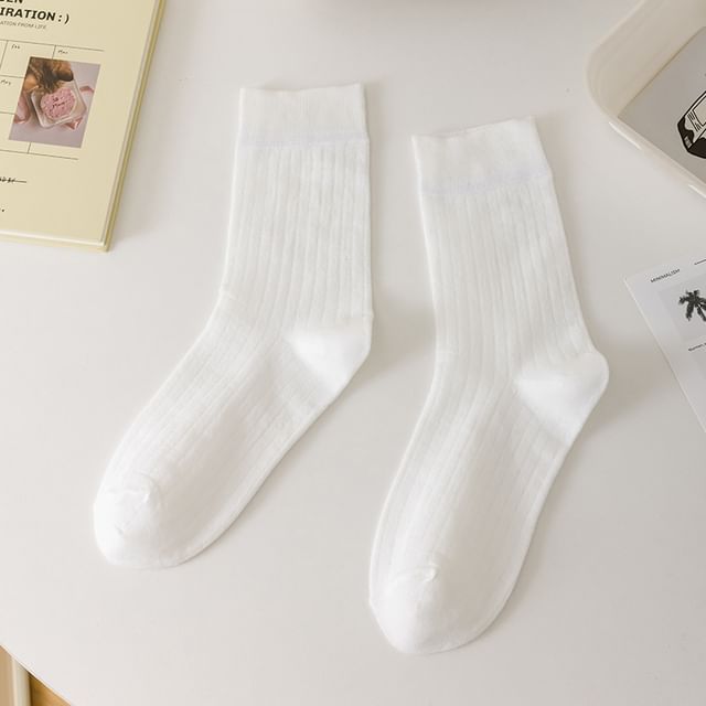 Plain Ribbed Crew Socks