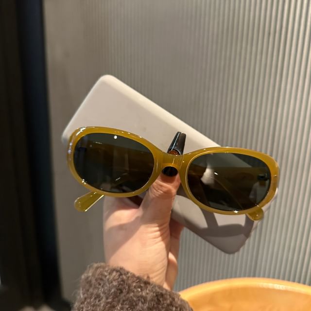 Oval Sunglasses Frame
