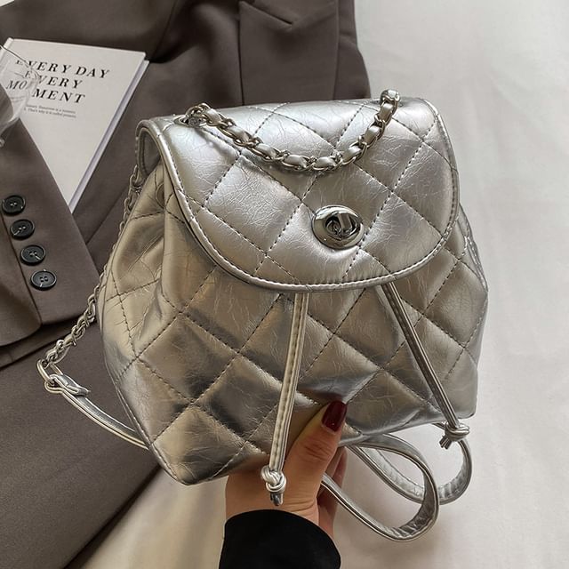 Drawstring Flap Backpack Quilted
