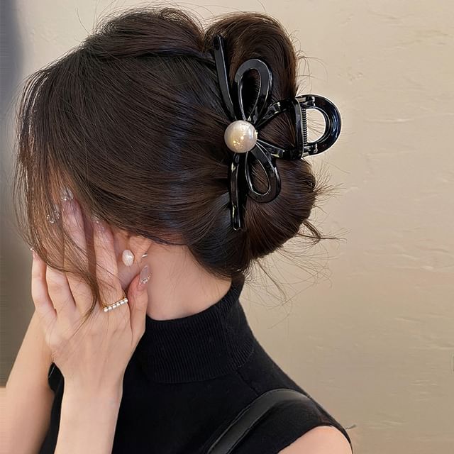 Faux Pearl Bow Hair Claw