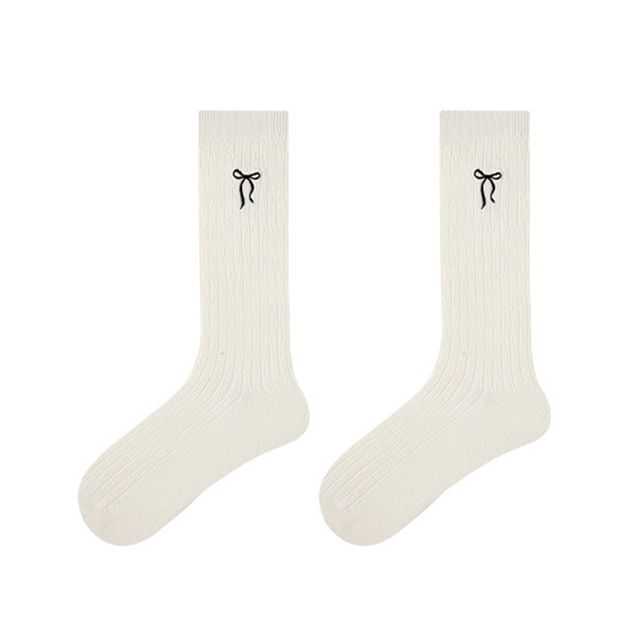 Bow Embroidered Ribbed Short Socks