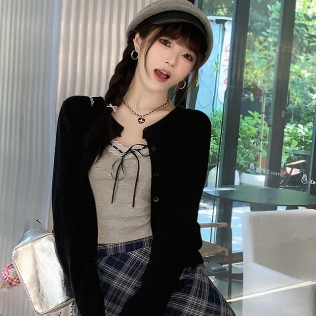 Crewneck Button-Up Cropped Knit Cardigan