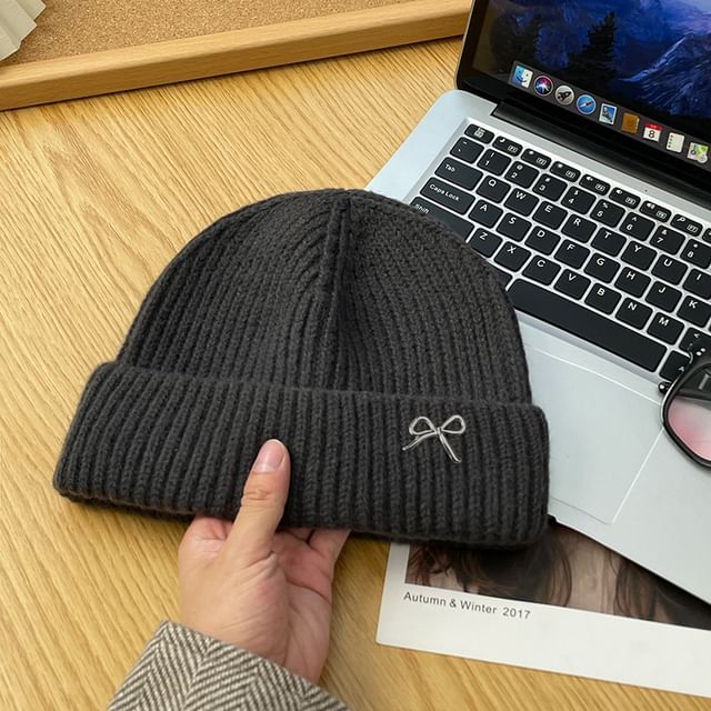 Bow Metal Beanie Knit