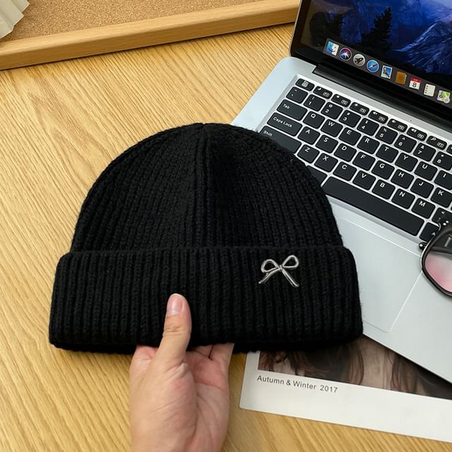 Bow Metal Beanie Knit