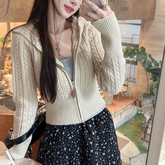 Hooded Simple Cable Knit Zip Up Cropped Sweater