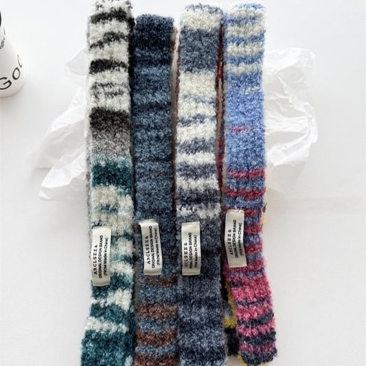 Gradient Knit Skinny Scarf