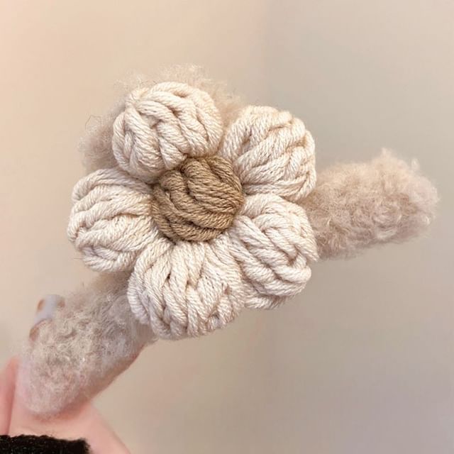 Floral Yarn Chenille Hair Claw Clip