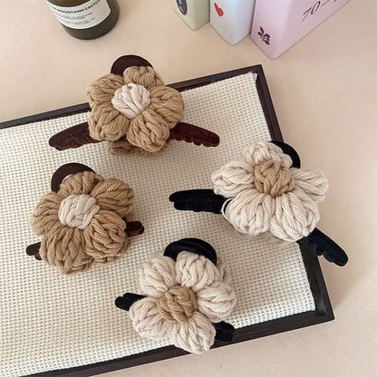 Yarn Flower Hair Claw Clip