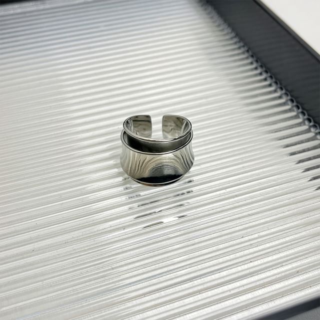 Two Tone Metal Ring