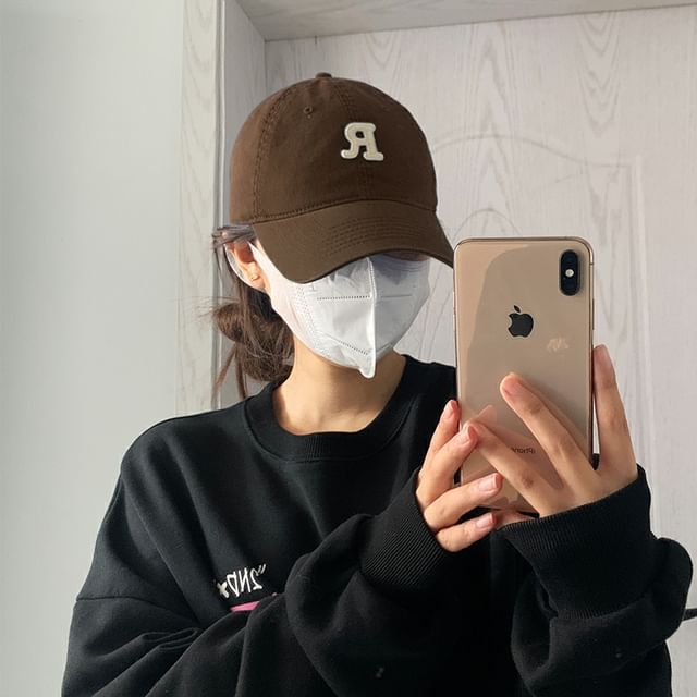 Embroidered Plain Baseball / Lettering Cap