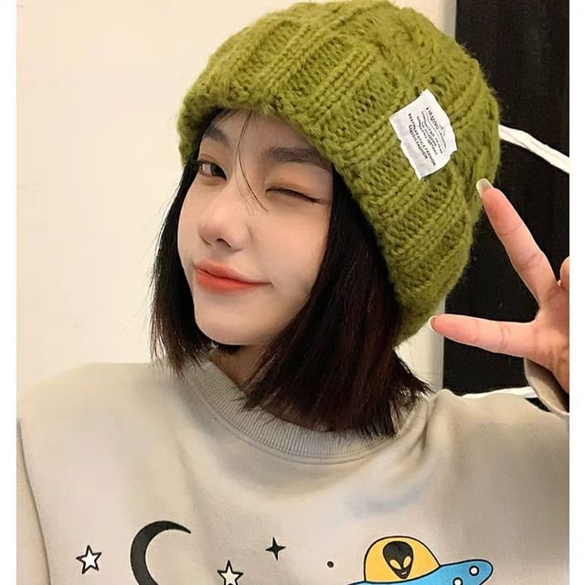 / Plain Fluffy Beanie Knit Cable