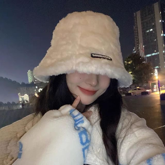 / Panel Plain Bucket Fluffy Hat