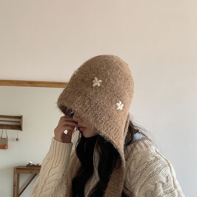 Bonnet Embroidered Knit Hat Floral