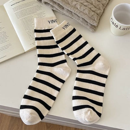 Striped Lettering Socks