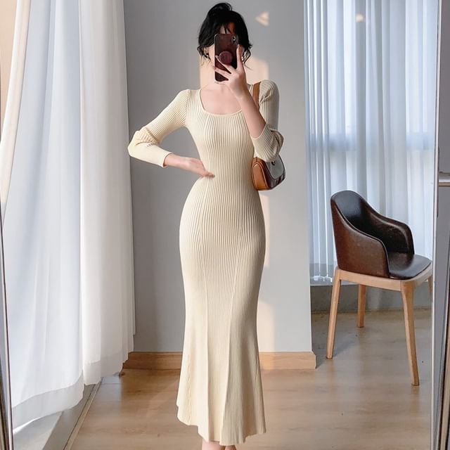 Long-Sleeve Scoop Neck Plain Ribbed Knit Midi Mermaid Dress