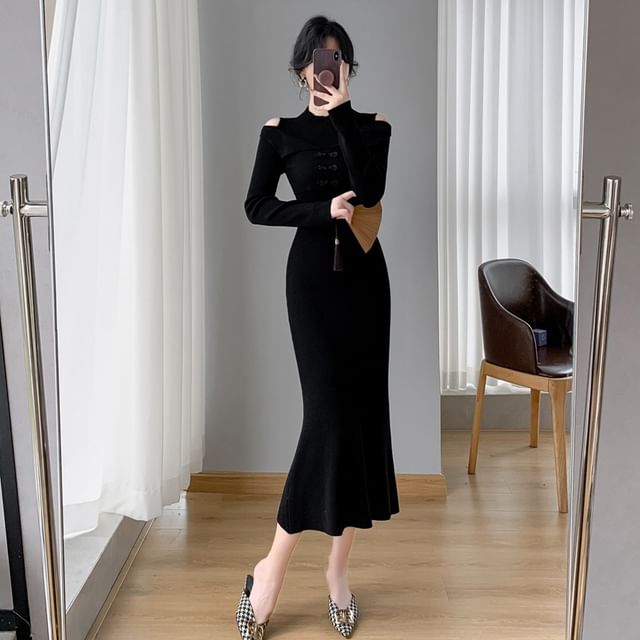 Long-Sleeve Cold-Shoulder Plain Bow Ribbed Knit Midi Mermaid Dress