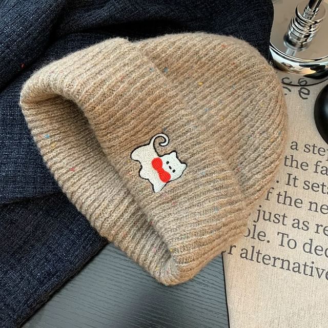 Beanie Cat Embroidered Knit