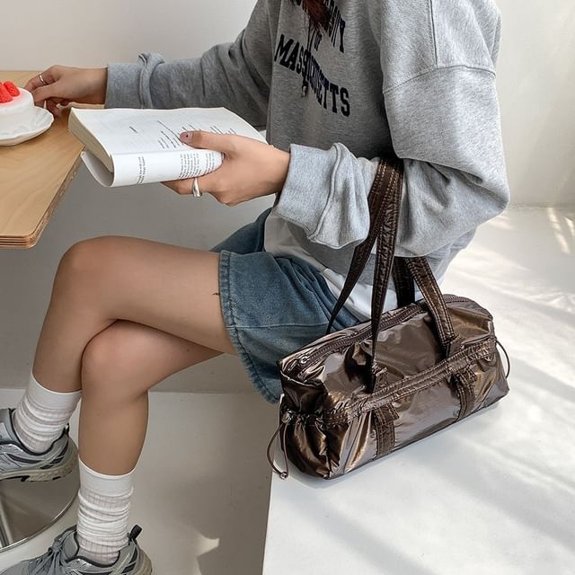 Drawstring Plain Shoulder Bag