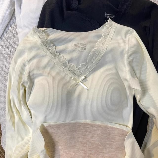 Padded Lace V-Neck Long Sleeve Top