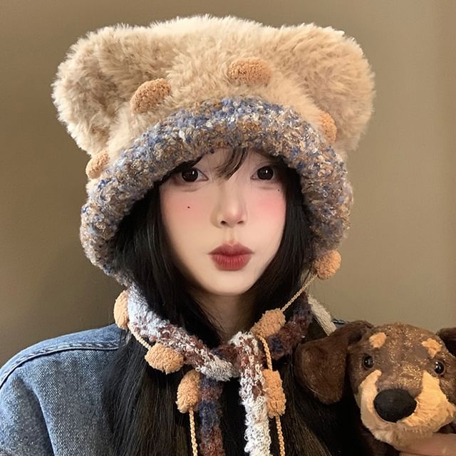 Panel Hat Knit Ear Fluffy Bear
