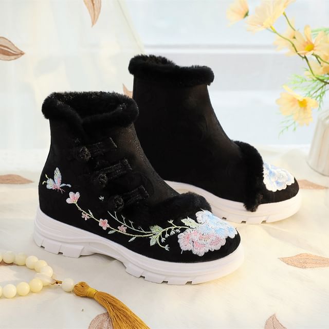 Floral Trim Lace-Up Short Boots Furry Embroidery