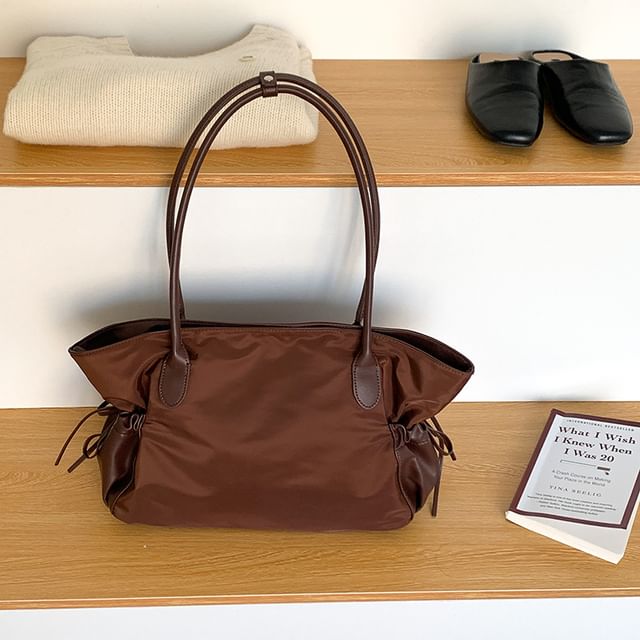 Tote Multi-Pocket Plain Bag