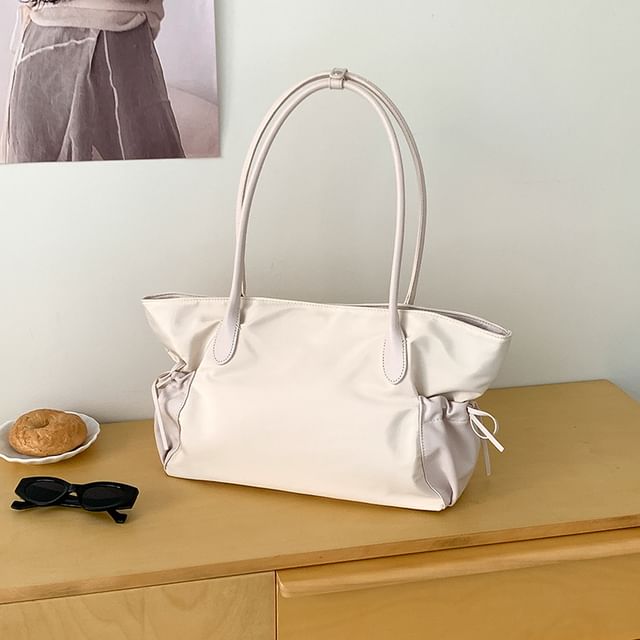 Tote Multi-Pocket Plain Bag