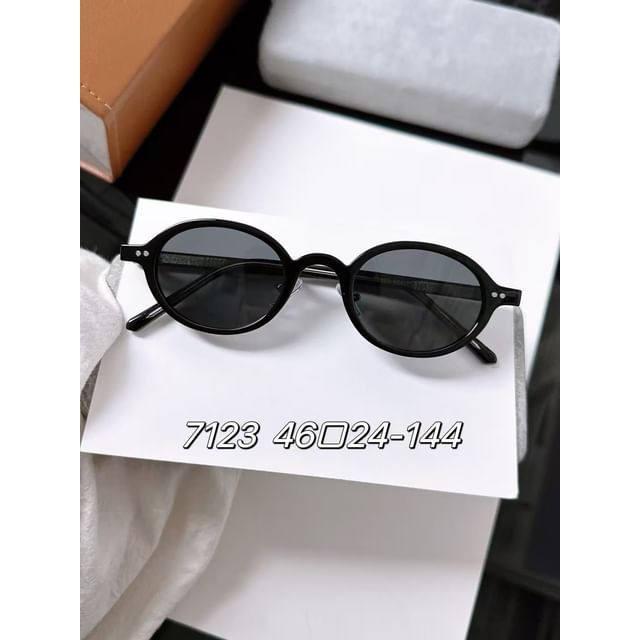 Oval Sunglasses