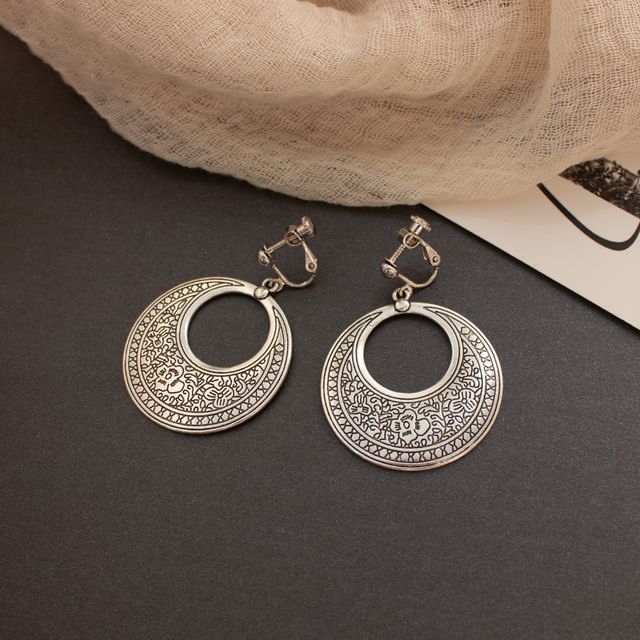 Clip-On / Geometry Drop Earring