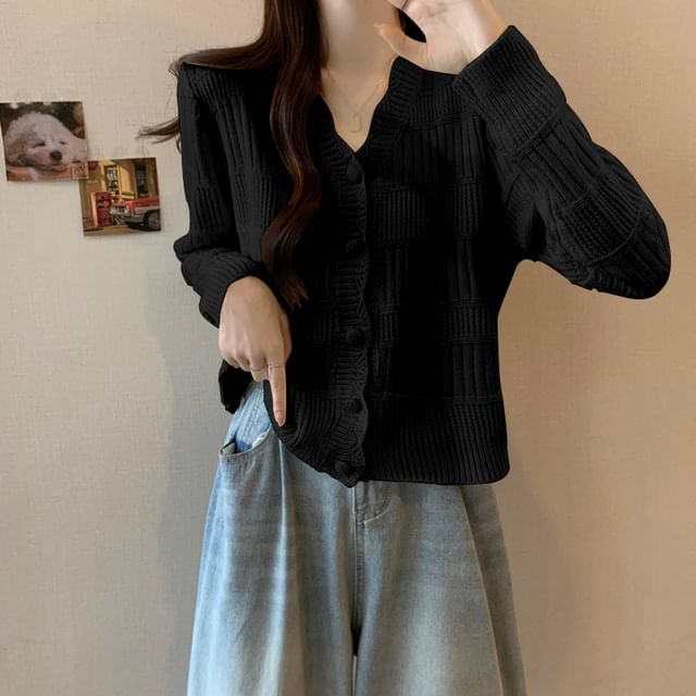 Scallop Trim V-Neck Button Front Plain Cardigan