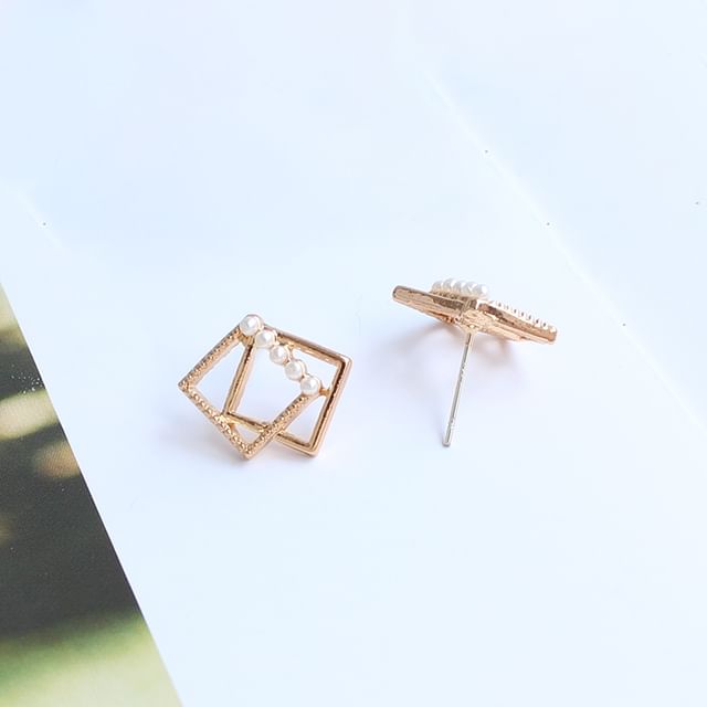 Faux Pearl Stud Square Earring