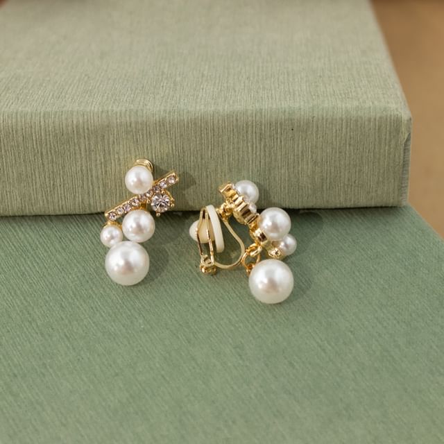 On Pearl Drop Faux Rhinestone / Earring Clip