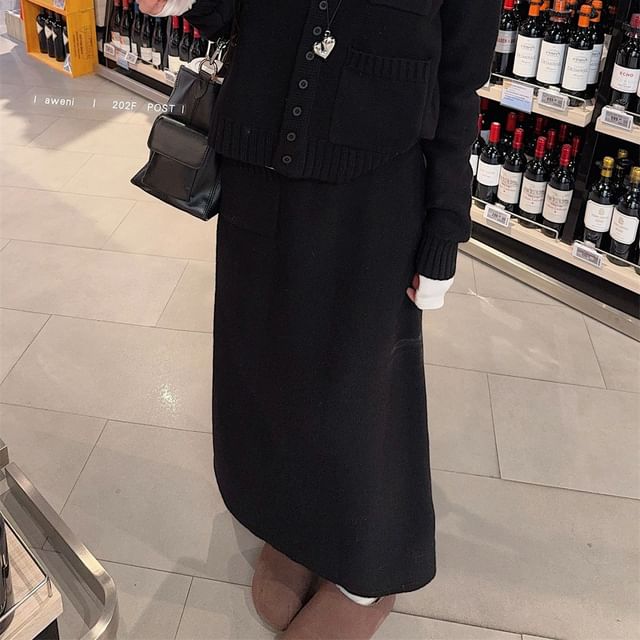 Collared Multi-Pocket Cardigan & High-Waist Knit Maxi Skirt Set